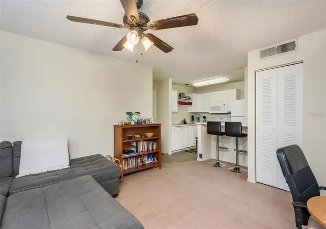 2nd image of 4107 Chatham Oak Ct #313, Tampa, FL 33624 | MLS# O6403046