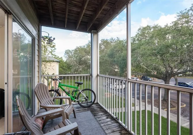 4th image of 4107 Chatham Oak Ct, Tampa, FL 33624