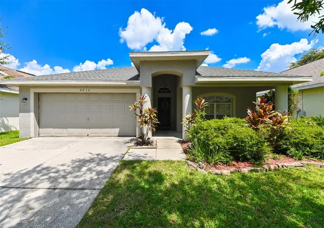 Homes for sale in Lutz, FL | 4517 Wild Plum Ln, Lutz, FL 33558 | MLS# TB8502775