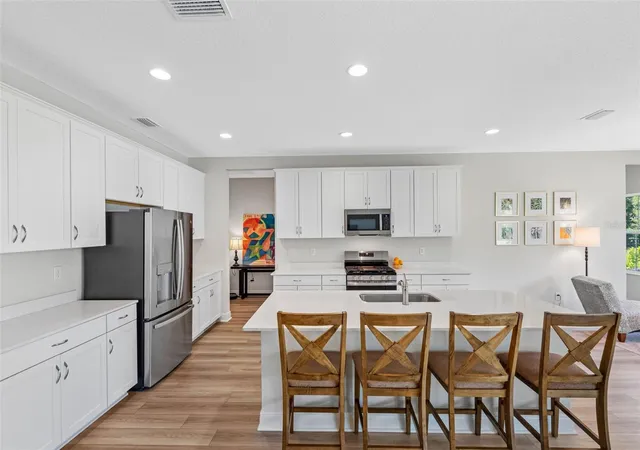 4th image of 14868 Summer Branch Dr, Lithia, FL 33547 | MLS# TB8502782