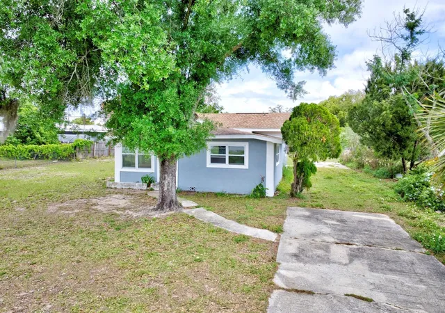 5th image of 109 S Anoka Ave, Avon Park, FL 33825 | MLS# C7525480