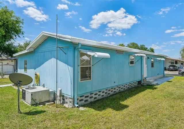 17th image of 3204 Pond Hollow St, Wesley Chapel, FL 33543 | MLS# O6403089