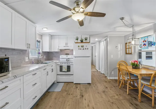 5th image of 3204 Pond Hollow St, Wesley Chapel, FL 33543 | MLS# O6403089