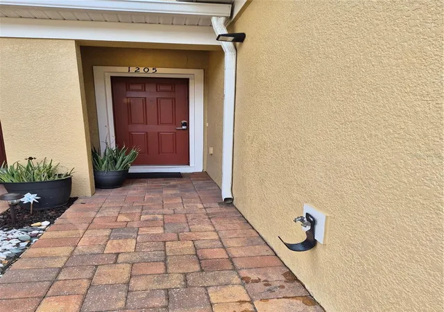 4th image of 1205 Teton Dr, Kissimmee, FL 34744 | MLS# S5148840