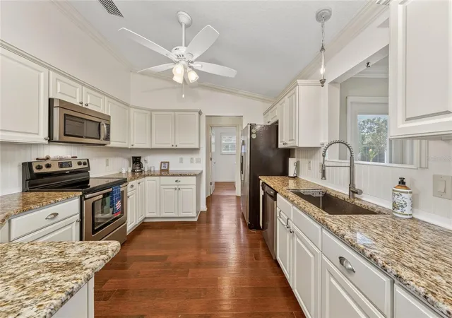 Photo 3 of Sale Pending at 854 Fenwick Loop, The Villages, FL 32163 | MLS# G5111690 | Listing updated on 2026-08-28
