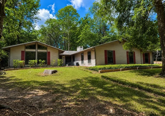 Homes for sale in Gainesville, FL | 9331 Nw 13Th Pl, Gainesville, FL 32606 | MLS# GC539893