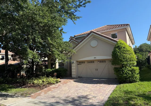1st image of 6977 Dolce St, Orlando, FL 32819 | MLS# O6403107