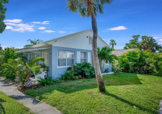 Homes for sale in St Pete Beach, FL | 340 78Th Ave, St Pete Beach, FL 33706 | MLS# A4691778