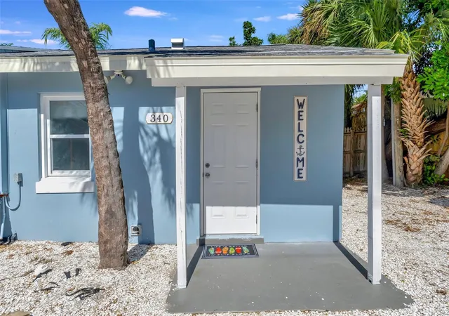 Homes for sale in St Pete Beach, FL | 340 78Th Ave, St Pete Beach, FL 33706 | MLS# A4691778