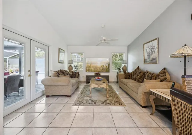 Homes for sale in Kissimmee, FL | 2948 Pembridge St, Kissimmee, FL 34747 | MLS# S5148845