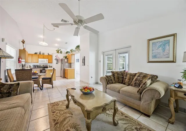 Homes for sale in Kissimmee, FL | 2948 Pembridge St, Kissimmee, FL 34747 | MLS# S5148845