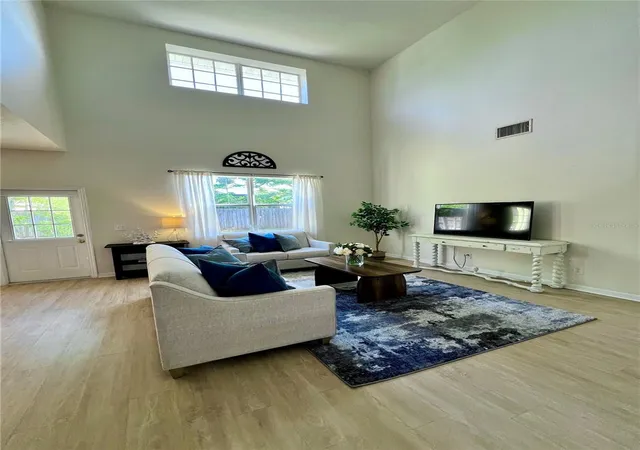 Photo 3 of Single family home for sale at 411 Durham Shore Ct, Apollo Beach, FL 33572 | MLS# TB8502861 | Listing updated on 2026-10-06