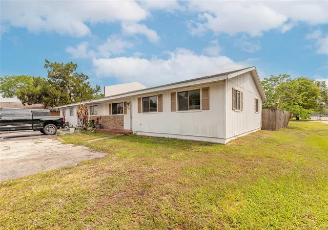Homes for sale in Daytona Beach, FL | 632 Lpga Blvd #B, Daytona Beach, FL 32117 | MLS# V4948782
