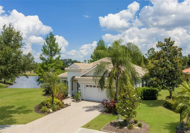 2nd image of 15422 Helmsdale Pl, Lakewood Ranch, FL 34202 | MLS# A4691804