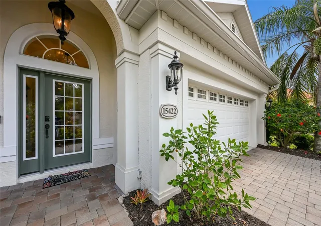 5th image of 15422 Helmsdale Pl, Lakewood Ranch, FL 34202 | MLS# A4691804