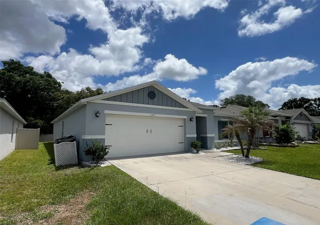 Photo 3 of Single family home for sale at 2489 Bulrush Dr, Saint Cloud, FL 34769 | MLS# S5148864 | Listing updated on 2026-06-12
