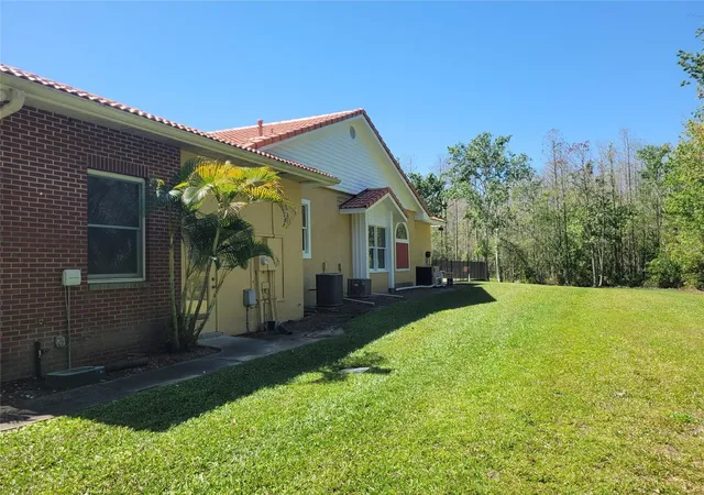 Photo 4 of Single family home for sale at 3150 Appaloosa Ct, Kissimmee, FL 34746 | MLS# TB8502920 | Listing updated on 2026-08-27