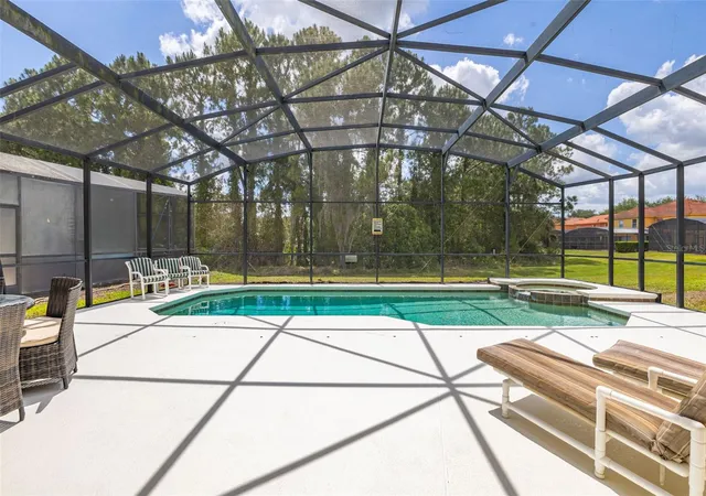 Photo 4 of Single family home for sale at 113 Tiger Lily Ct, Davenport, FL 33837 | MLS# S5148868 | Listing updated on 2026-10-05