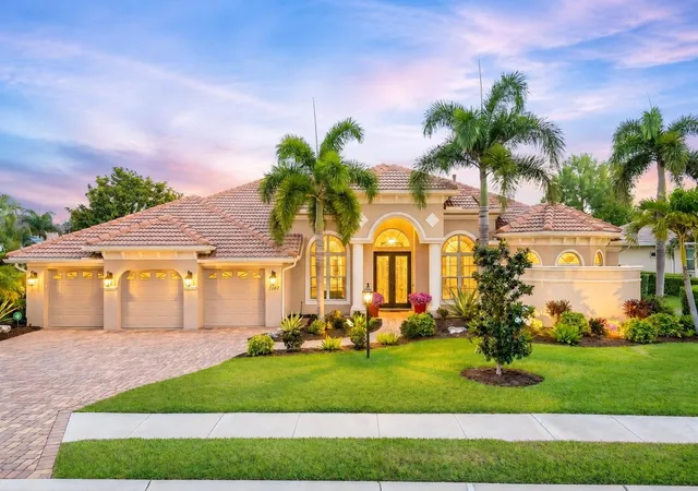 Photo 1 of Single family home for sale at 7207 Ashland Glen, Lakewood Ranch, FL 34202 | MLS# A4691813 | Listing updated on 2026-10-20