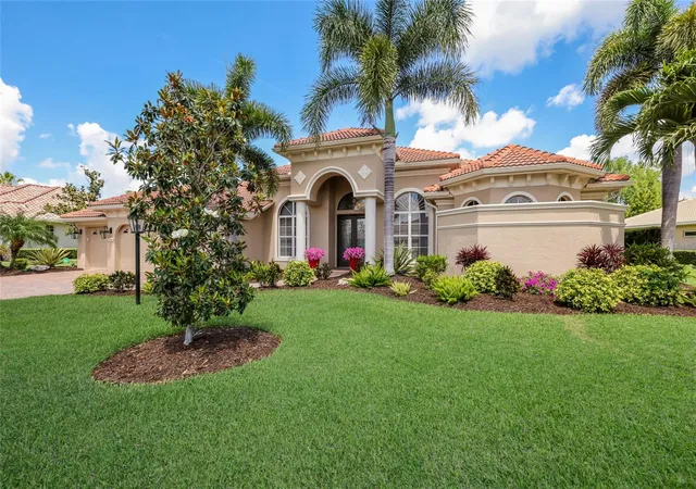 1st image of 7207 Ashland Gln, Lakewood Ranch, FL 34202 | MLS# A4691813