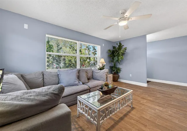 5th image of 5810 Venetian Blvd NE, Saint Petersburg, FL 33703 | MLS# TB8502953