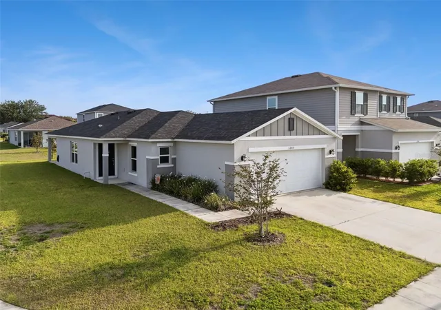 Homes for sale in Davenport, FL | 1247 Papaya Cir, Davenport, FL 33897 | MLS# O6403216