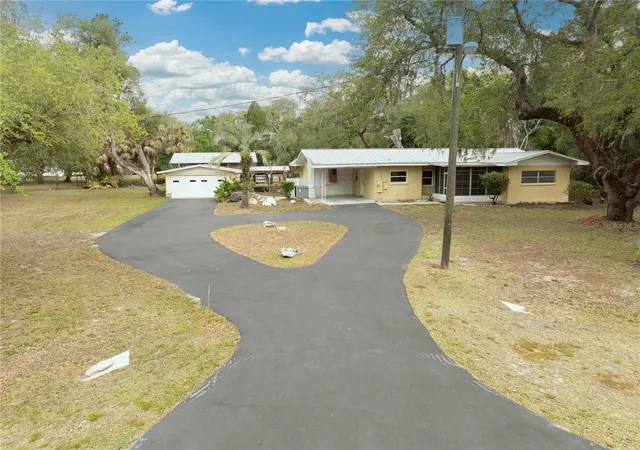 Homes for sale in Dade City, FL | 5175 Azalea Cir, Dade City, FL 33523 | MLS# G5111707