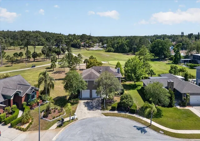 3rd image of 1005 Beaver Dr, Tarpon Springs, FL 34689 | MLS# TB8502975