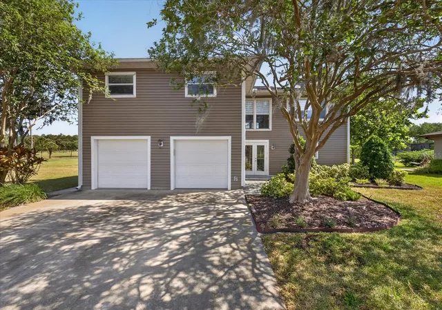 1st image of 1005 Beaver Dr, Tarpon Springs, FL 34689 | MLS# TB8502975