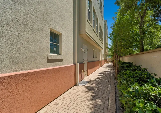 Photo 4 of Townhouse for sale at 650 Siren Wind Ln, Clearwater, FL 33756 | MLS# TB8502993 | Listing updated on 2026-09-12