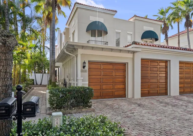 Homes for sale in Tampa, FL | 1123 Abbeys Wy, Tampa, FL 33602 | MLS# TB8502999