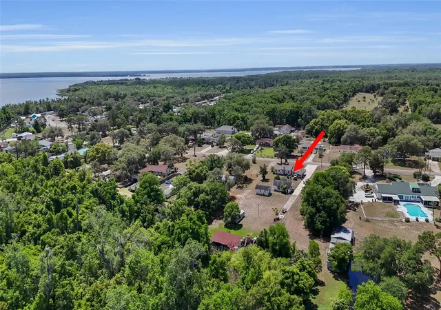 Homes for sale in Fruitland Park, FL | 5223 Eagles Nest Rd, Fruitland Park, FL 34731 | MLS# OM723754