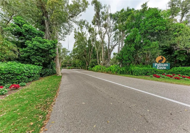 72nd image of 1709 Clower Creek Dr #205, Sarasota, FL 34231 | MLS# A4691836
