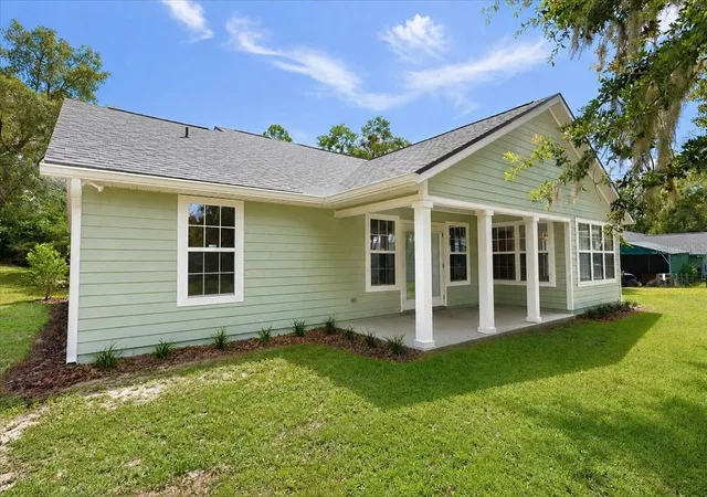 Photo 3 of Single family home for sale at 5340 NE County Rd 340, High Springs, FL 32643 | MLS# GC539907 | Listing updated on 2026-09-04