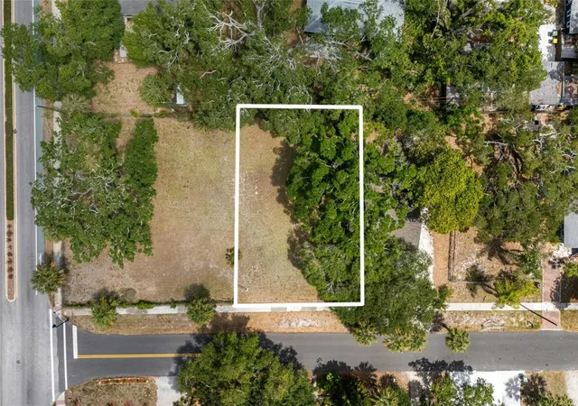 Homes for sale in Sarasota, FL | 1207 34th St, Sarasota, FL 34234 | MLS# A4691838