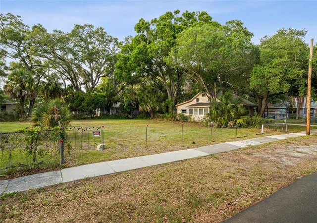 Homes for sale in Sarasota, FL | 1207 34Th St, Sarasota, FL 34234 | MLS# A4691838