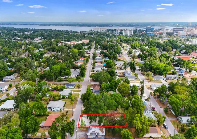 Photo 4 of Land for sale at 1419 18th Street #W, Bradenton, FL 34205 | MLS# A4691851 | Listing updated on 2026-08-06
