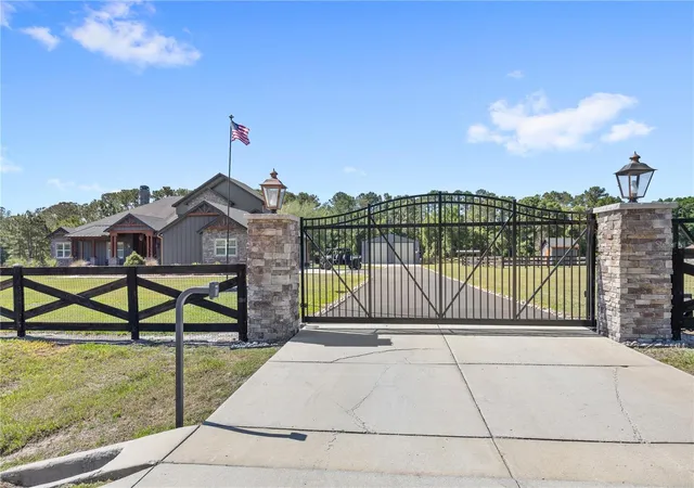 4th image of 22250 Deer Park Ave, Eustis, FL 32736 | MLS# O6403268