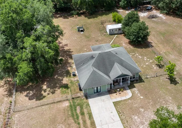 2nd image of 2750 Nw 174th St, Trenton, FL 32693 | MLS# GC539912
