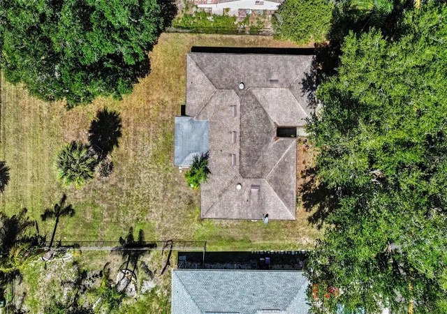 3rd image of 851 Rolling Woods Ln, Lakeland, FL 33813 | MLS# TB8503074