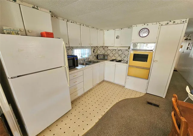 5th image of 110 Roma Rd, Venice, FL 34285 | MLS# N6144139