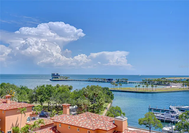 Listing Photo 4 - Condo for sale in Vinoy Place located at 555 5Th Ave Ne, St. Petersburg, FL 33701 - Unit #711