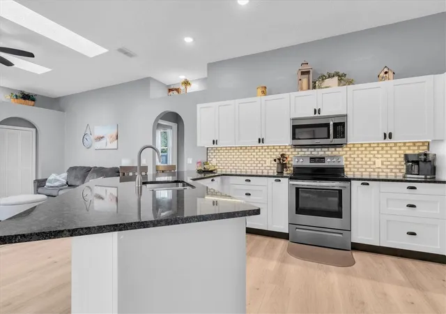 4th image of 4851 Deer Lodge Rd, New Port Richey, FL 34655 | MLS# W7885314