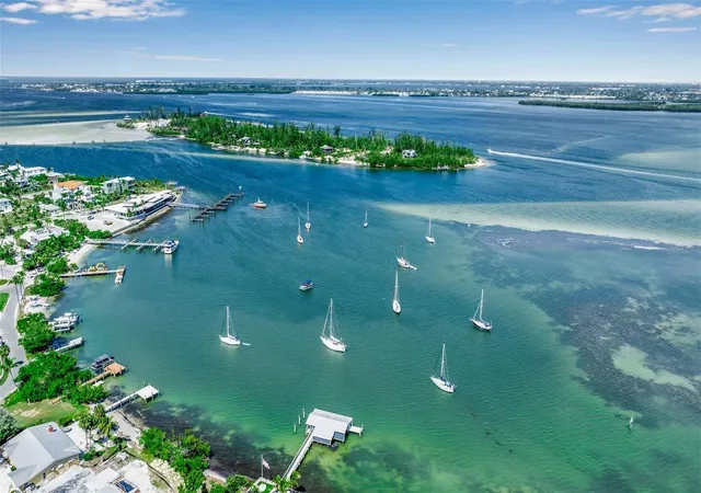 7th image of 610 Hibiscus Wy, Longboat Key, FL 34228 | MLS# A4691880