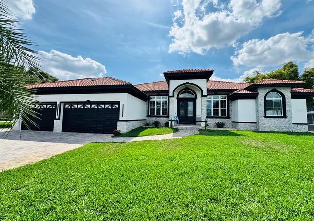 1st image of 803 Lake Jessie Dr Dr, Winter Haven, FL 33881 | MLS# TB8503132