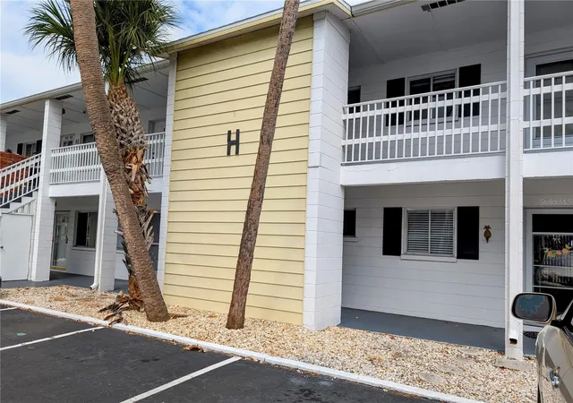 1st image of 1545 Pleasant Rd #H-23, Bradenton, FL 34207 | MLS# A4691884