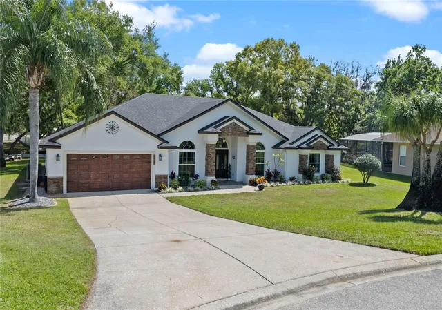 Homes for sale in Clermont, FL | 11516 Lyons Ct, Clermont, FL 34711 | MLS# P4938591