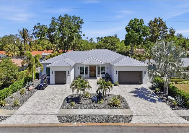 1st image of 806 Osceola Rd, Belleair, FL 33756 | MLS# TB8503161