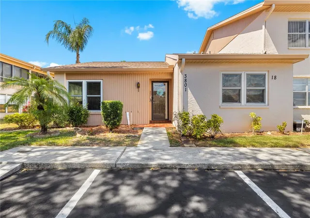 4th image of 3801 Sailmaker Ln, Holiday, FL 34691 | MLS# TB8503166