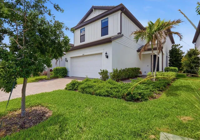 1st image of 6126 Bluestar Ct, Bradenton, FL 34211 | MLS# A4691898